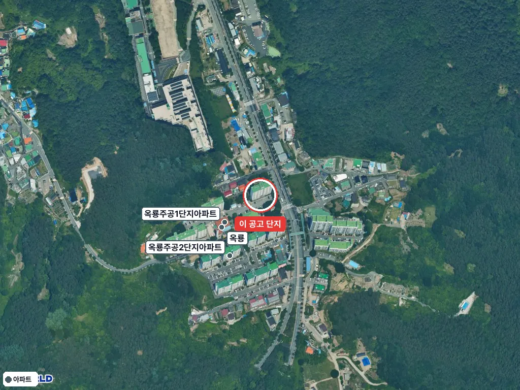 공주옥룡1 영구임대주택 예비입주자 모집 공고(공고일:2026.10.06) 항공사진 — 빨간 원이 단지 위치(국토부 브이월드) · 주변 시설 3곳 표시